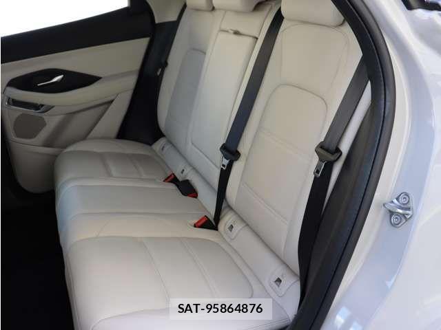 Jaguar E-PACE 2022-01 8562228-16