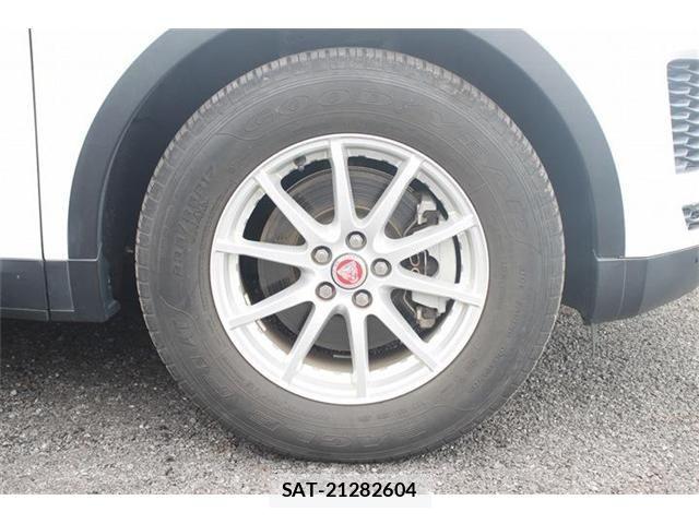 Jaguar E-PACE 2019-03 8666290-13
