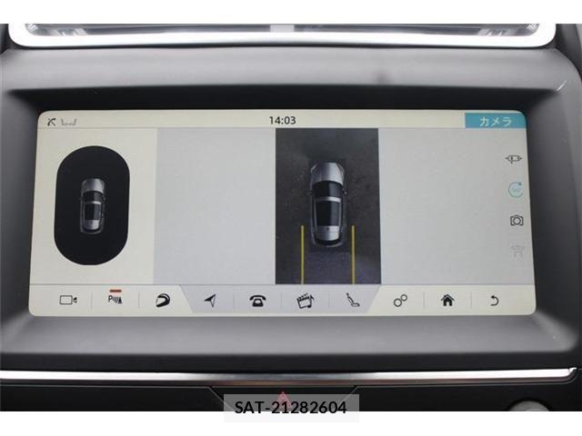 Jaguar E-PACE 2019-03 8666290-4