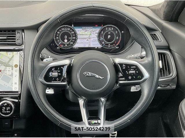 Jaguar E-PACE 2022-03 8742855-10