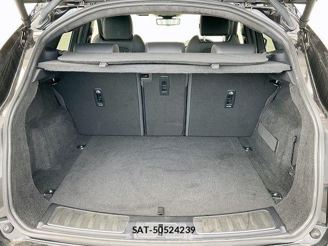 Jaguar E-PACE 2022-03 8742855-13