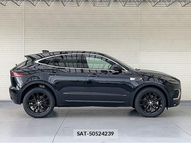 Jaguar E-PACE 2022-03 8742855-17