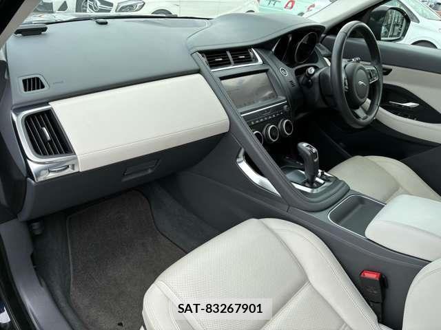 Jaguar E-PACE 2019-09 8829586-17
