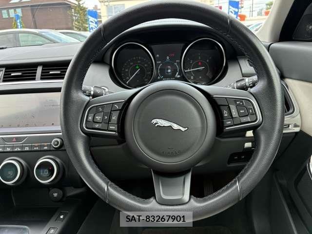 Jaguar E-PACE 2019-09 8829586-19