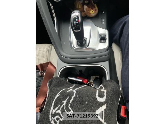 Jaguar E-PACE 2020-06 8880191-20
