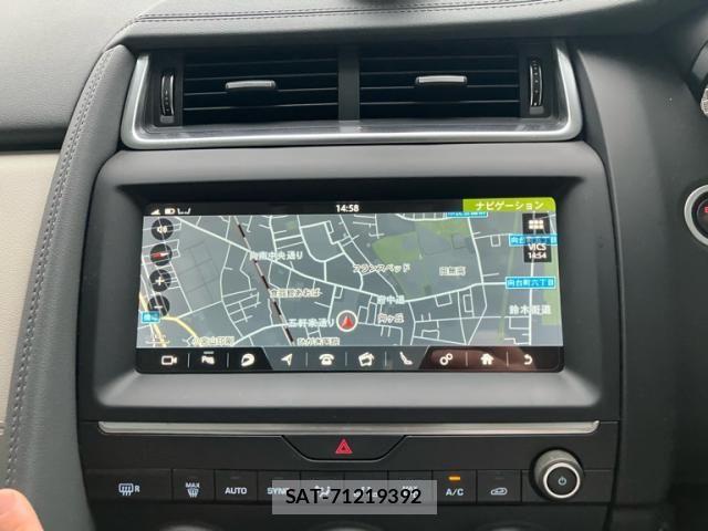 Jaguar E-PACE 2020-06 8880191-23