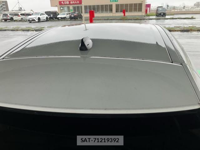Jaguar E-PACE 2020-06 8880191-5