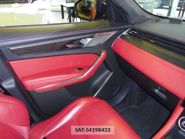 Jaguar F-PACE 2021-05 610645-18