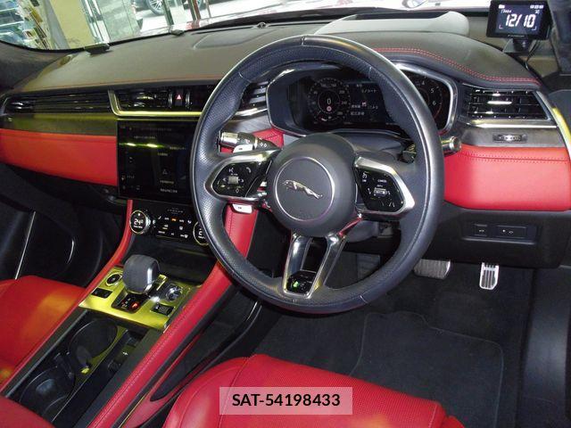 Jaguar F-PACE 2021-05 610645-1