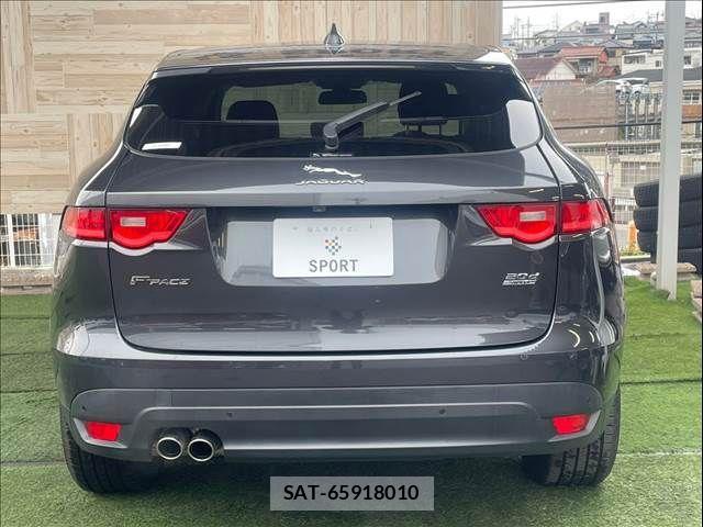 Jaguar F-PACE 2018-05 704990-13
