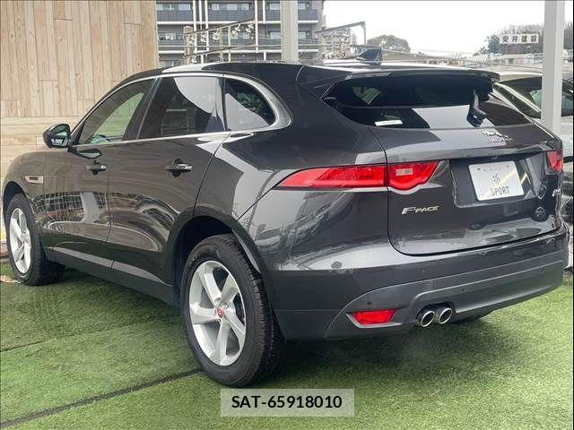 Jaguar F-PACE 2018-05 704990-16