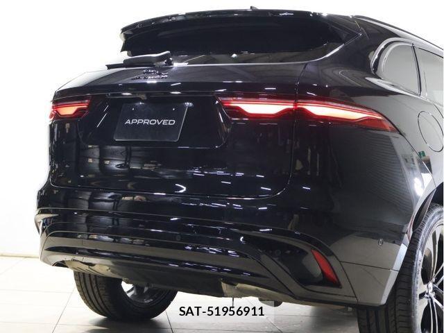 Jaguar F-PACE 2024-11 1016060-28