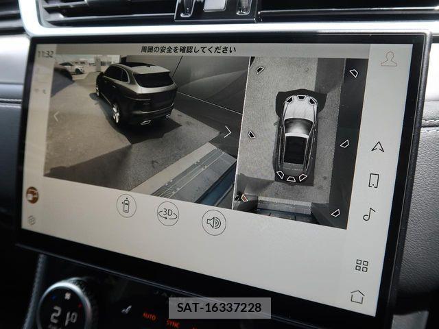 Jaguar F-PACE 2024-01 1181789-8