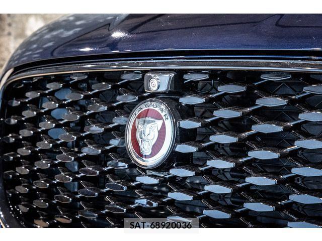 Jaguar F-PACE 2023-03 1186733-13