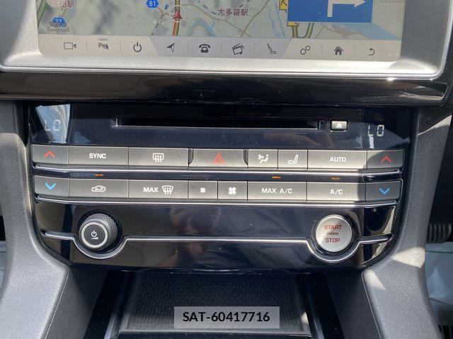 Jaguar F-PACE 2019-03 1221996-17