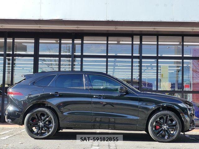 Jaguar F-PACE 2024-07 1660891-6