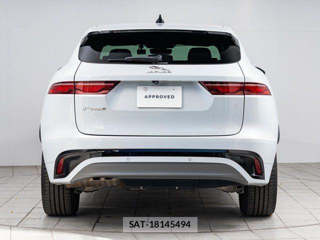 Jaguar F-PACE 2021-08 2099713-15