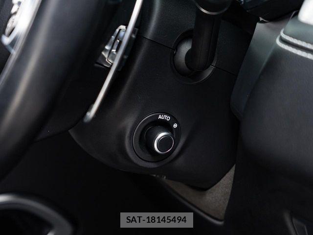 Jaguar F-PACE 2021-08 2099713-8