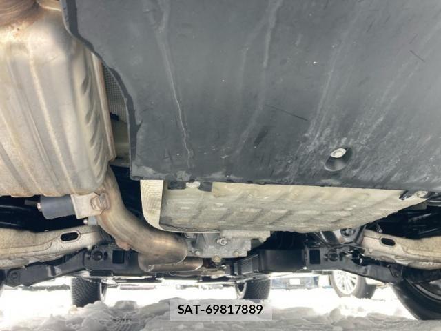 Jaguar F-PACE 2017-09 2350128-11