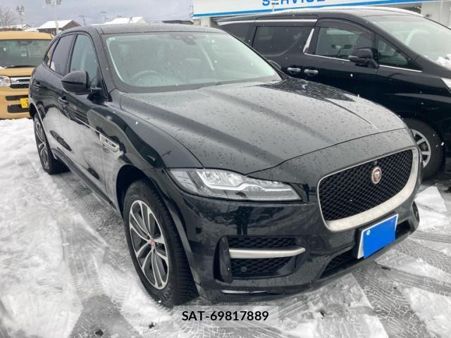 Jaguar F-PACE 2017-09 2350128-2