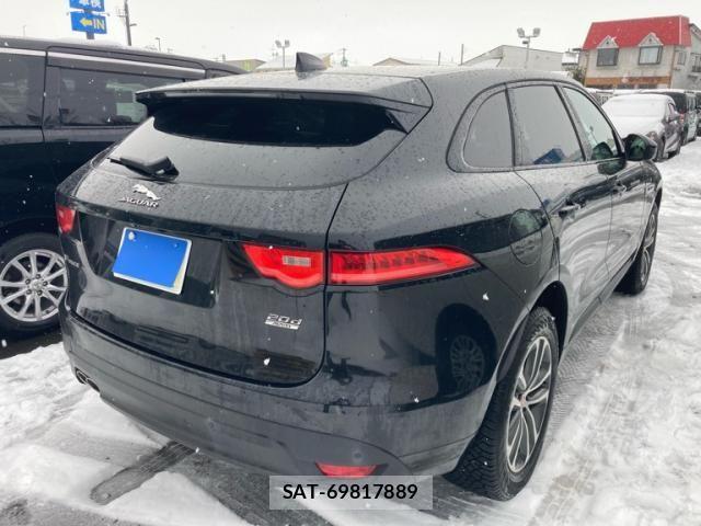 Jaguar F-PACE 2017-09 2350128-3
