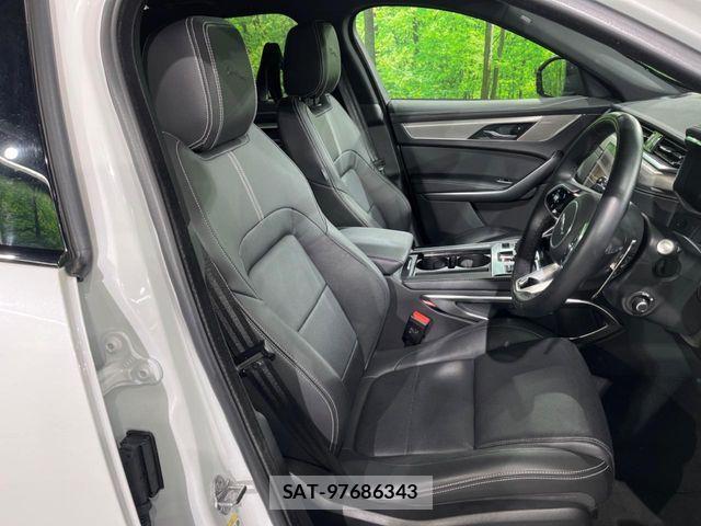 Jaguar F-PACE 2024-05 3672591-11