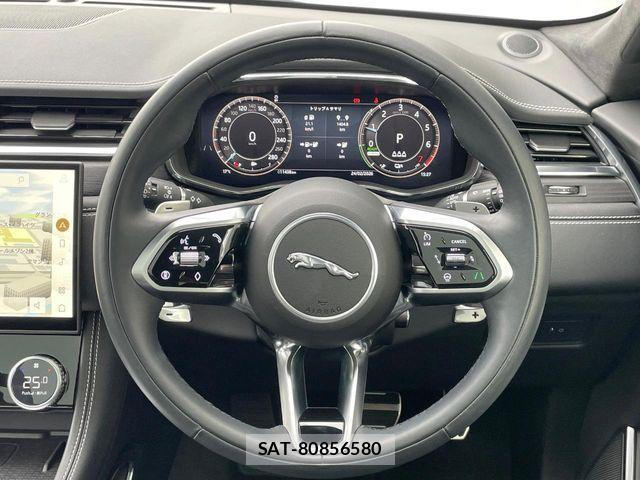 Jaguar F-PACE 2025-03 4325358-10