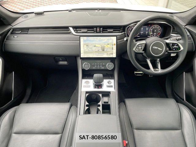 Jaguar F-PACE 2025-03 4325358-1