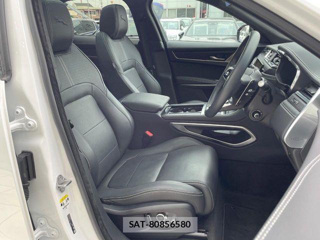 Jaguar F-PACE 2025-03 4325358-8