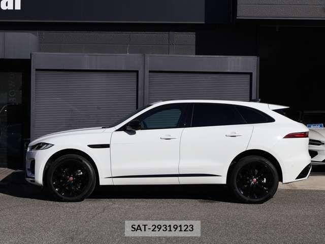 Jaguar F-PACE 2023-09 4594172-2