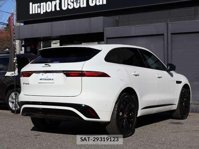 Jaguar F-PACE 2023-09 4594172-3