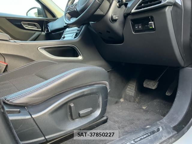Jaguar F-PACE 2017-06 6545288-19