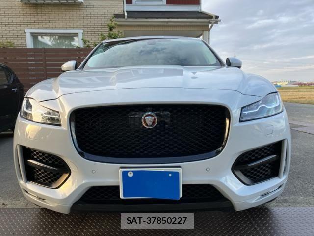 Jaguar F-PACE 2017-06 6545288-2