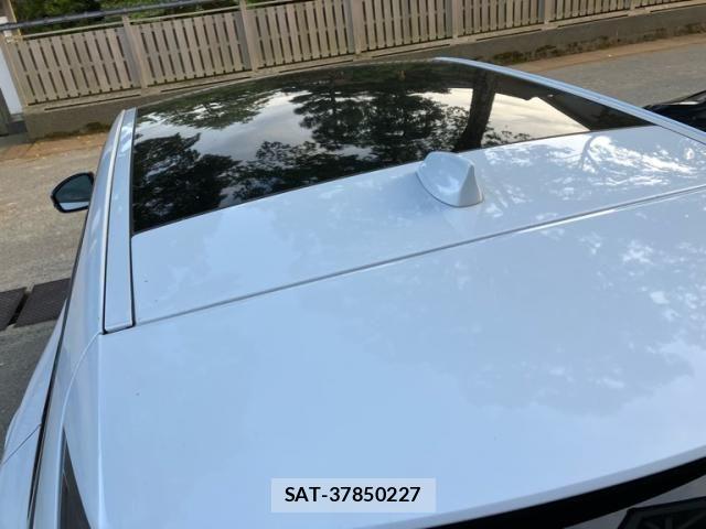 Jaguar F-PACE 2017-06 6545288-6