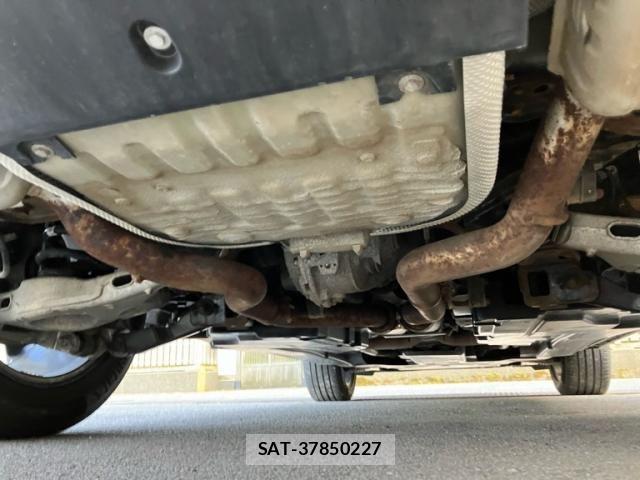 Jaguar F-PACE 2017-06 6545288-8