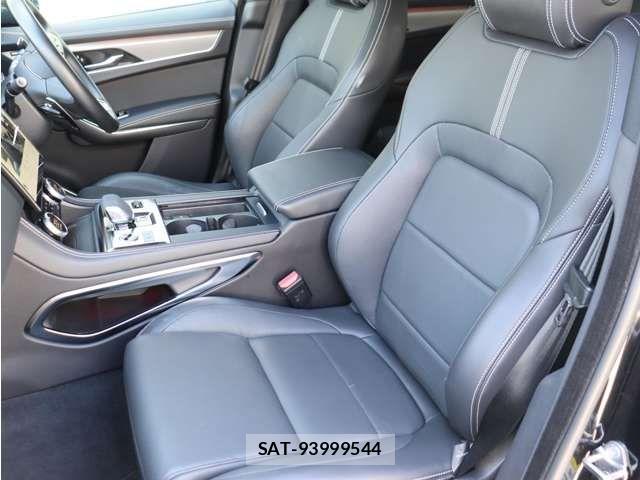 Jaguar F-PACE 2024-07 6612397-13
