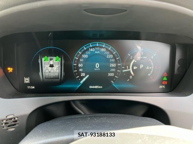 Jaguar F-PACE 2018-01 6672003-17