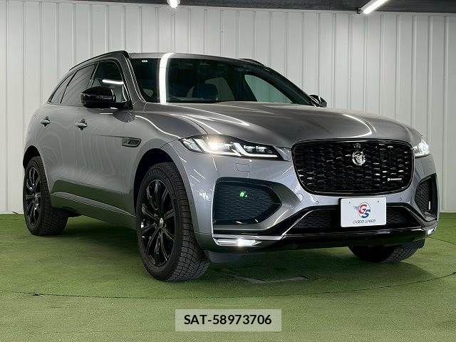 Jaguar F-PACE 2021-11 6815375-15