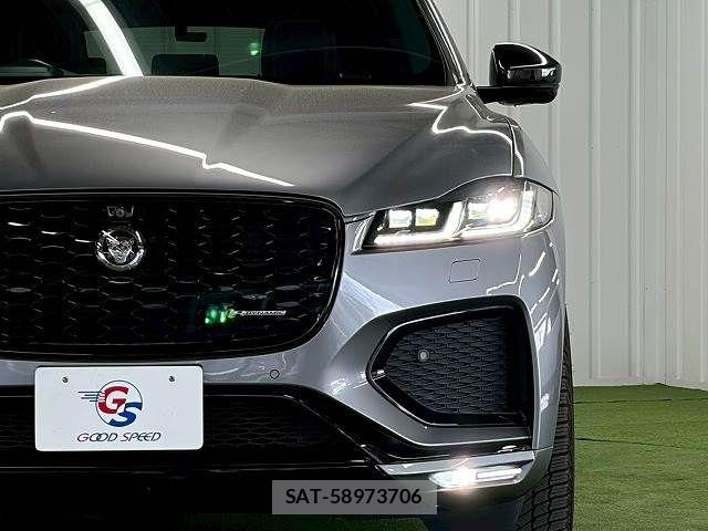Jaguar F-PACE 2021-11 6815375-19