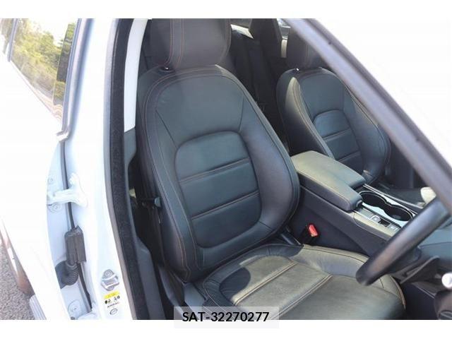 Jaguar F-PACE 2016-06 6906802-13