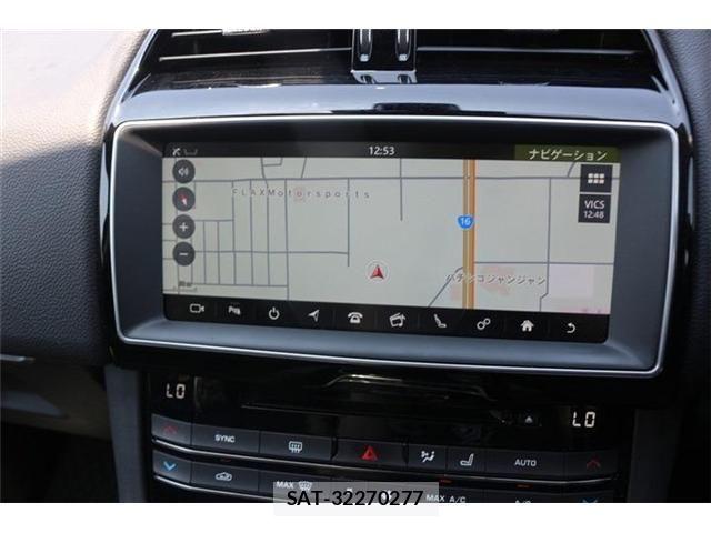 Jaguar F-PACE 2016-06 6906802-1