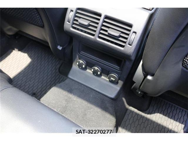 Jaguar F-PACE 2016-06 6906802-26