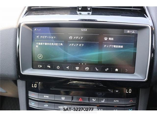 Jaguar F-PACE 2016-06 6906802-2