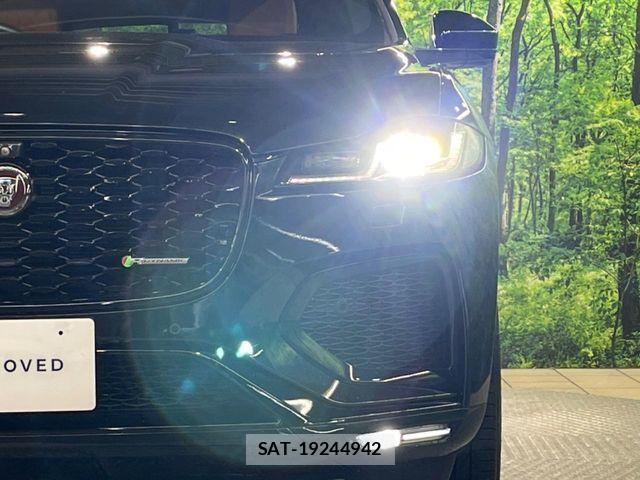 Jaguar F-PACE 2022-11 7220004-11