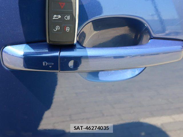 Jaguar F-PACE 2022-10 7220003-12