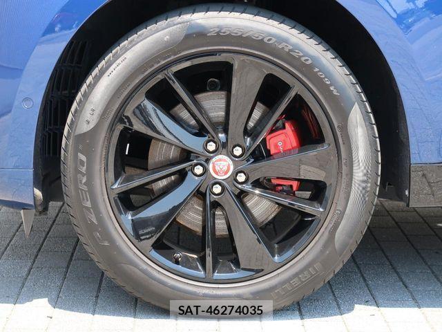 Jaguar F-PACE 2022-10 7220003-15