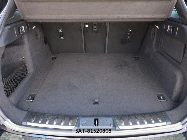 Jaguar F-PACE 2022-02 7220000-13