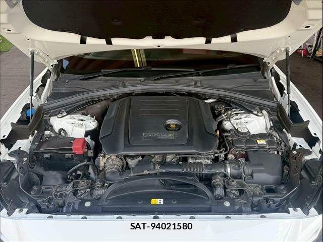 Jaguar F-PACE 2019-03 7261845-11