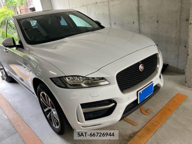 Jaguar F-PACE 2017-06 7358184-1