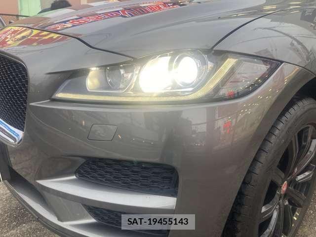 Jaguar F-PACE 2017-09 7454999-20